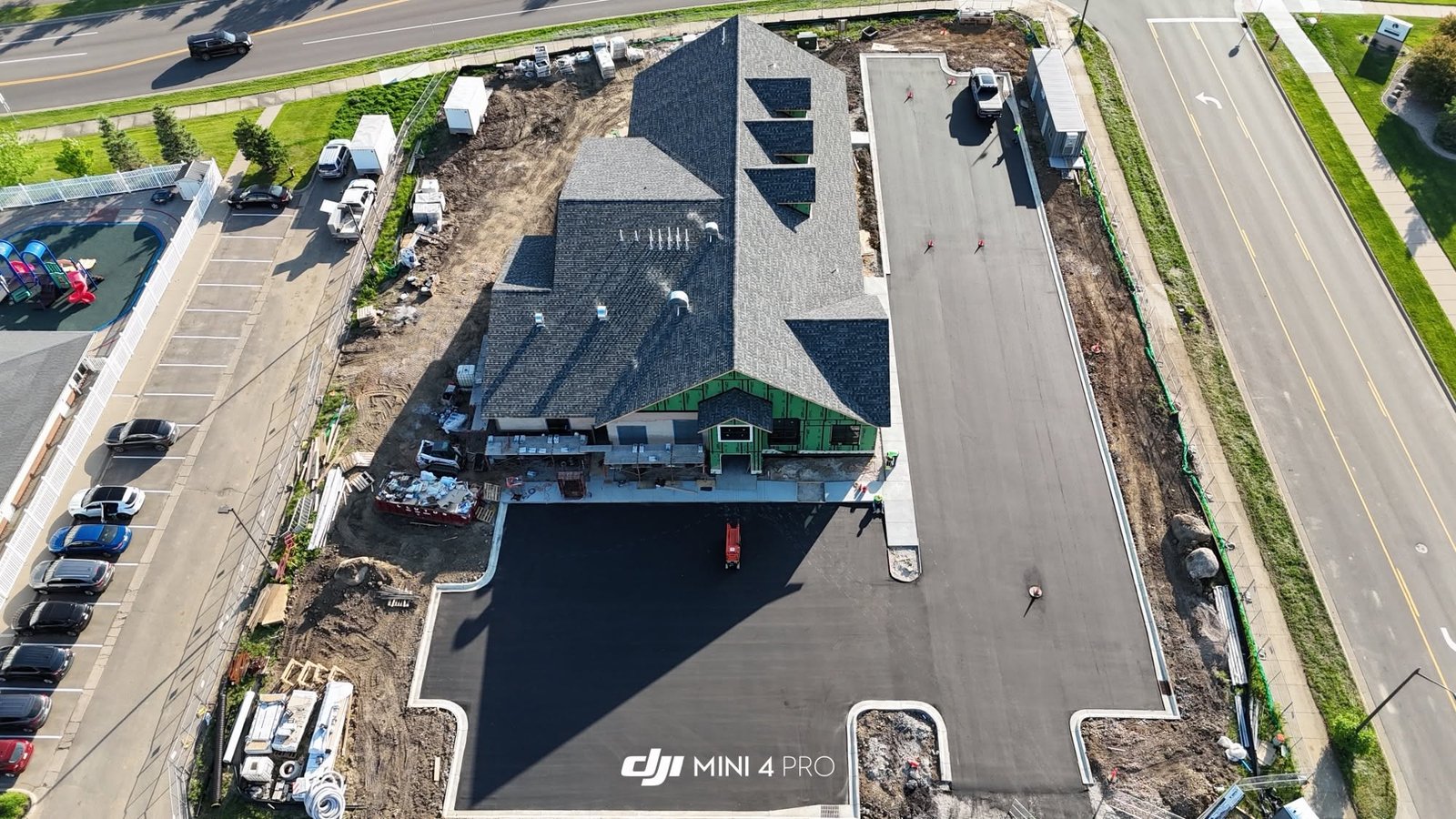 New Lakeville Family Pet Clinic building on 175th Street West